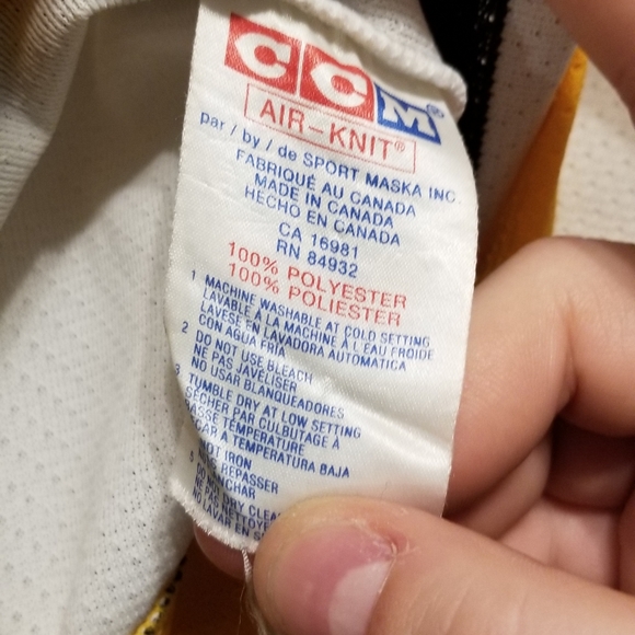 Vintage 1983 Rare CCM MA BELL  Bruins Jersey Mens Blacks Yellow Bear L - Picture 9 of 10